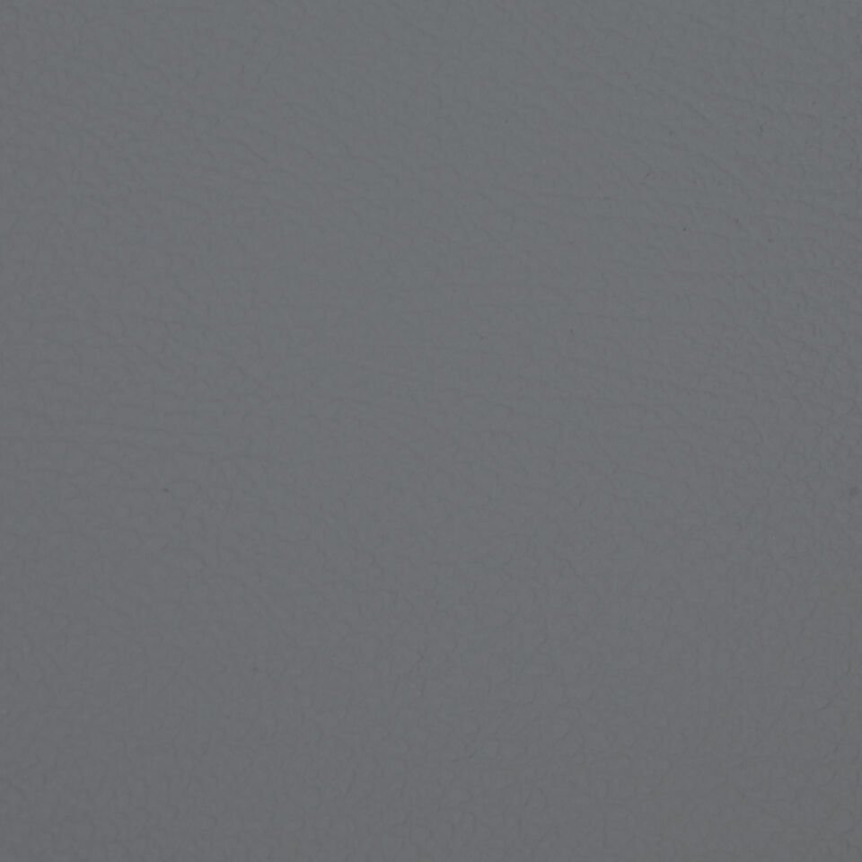 600