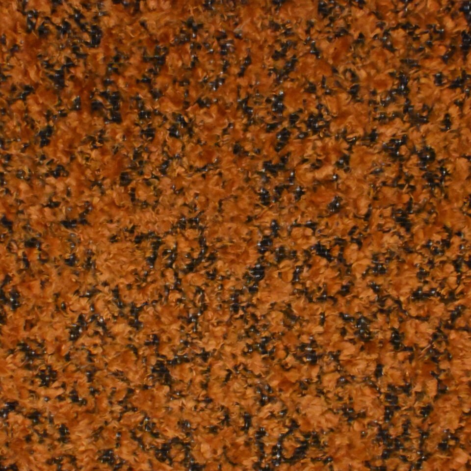 V043