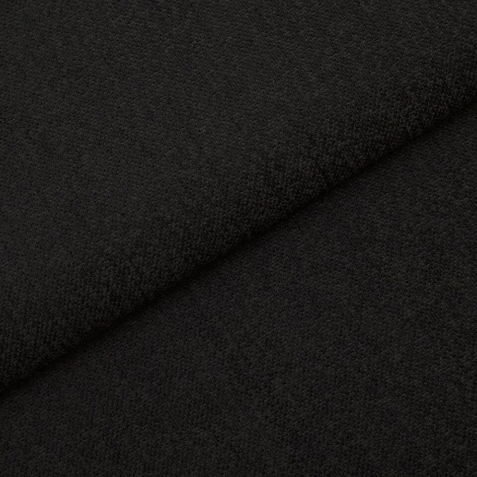 V23
