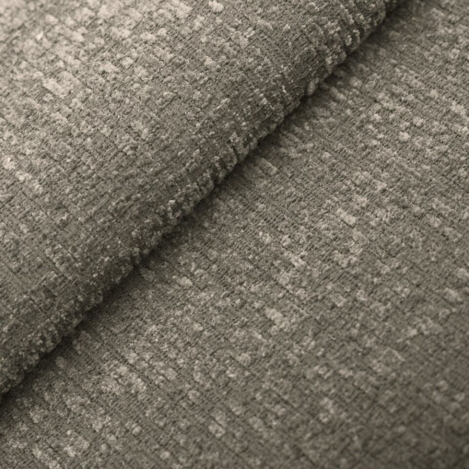 V04